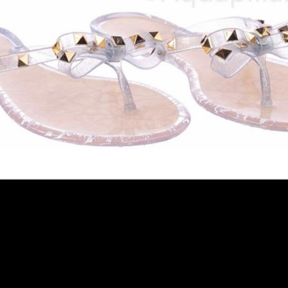 Clear, Glitter Studded Jelly Sandals!